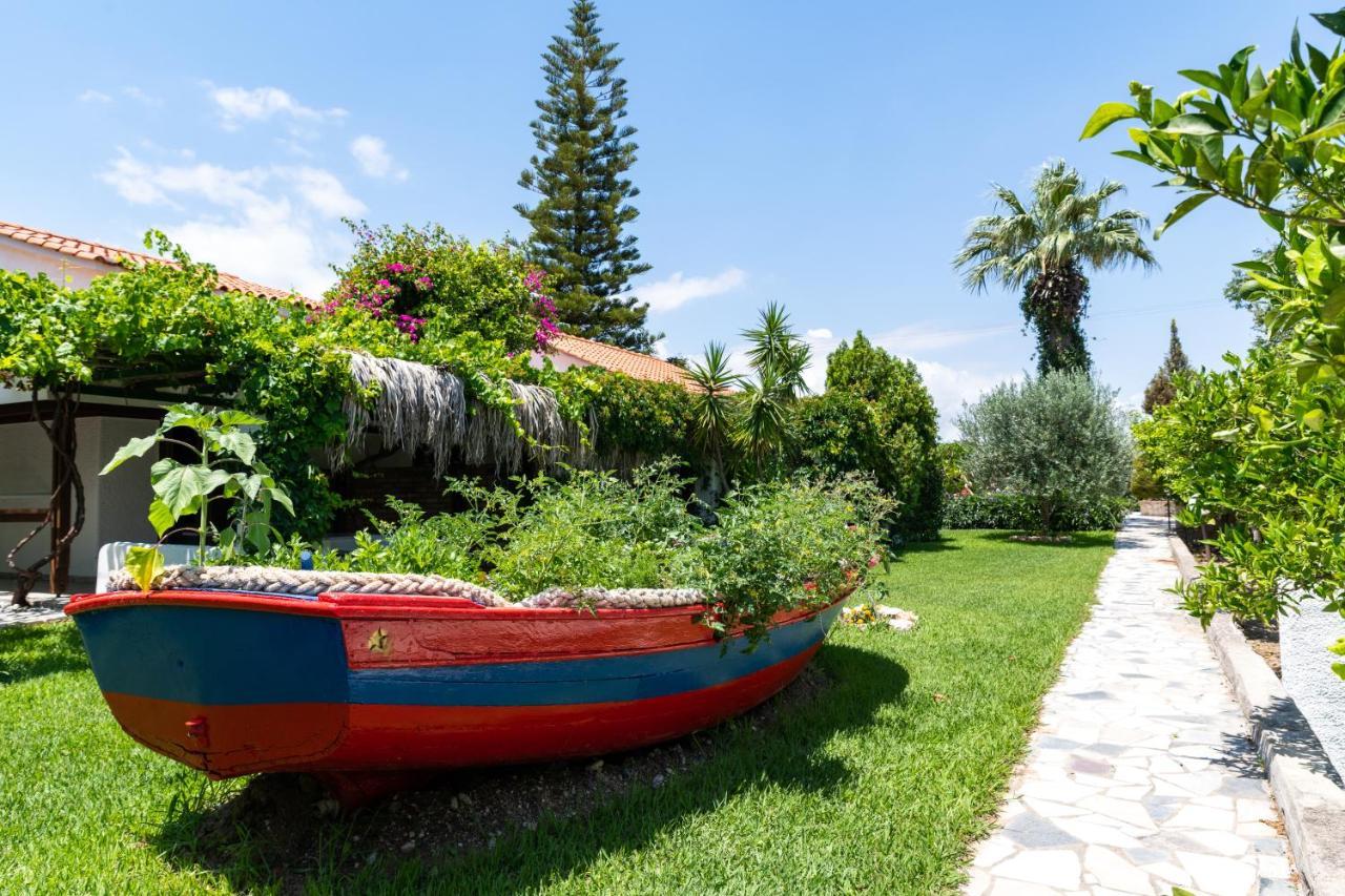 Elefteria Apts & Suites Kolymbia Esterno foto