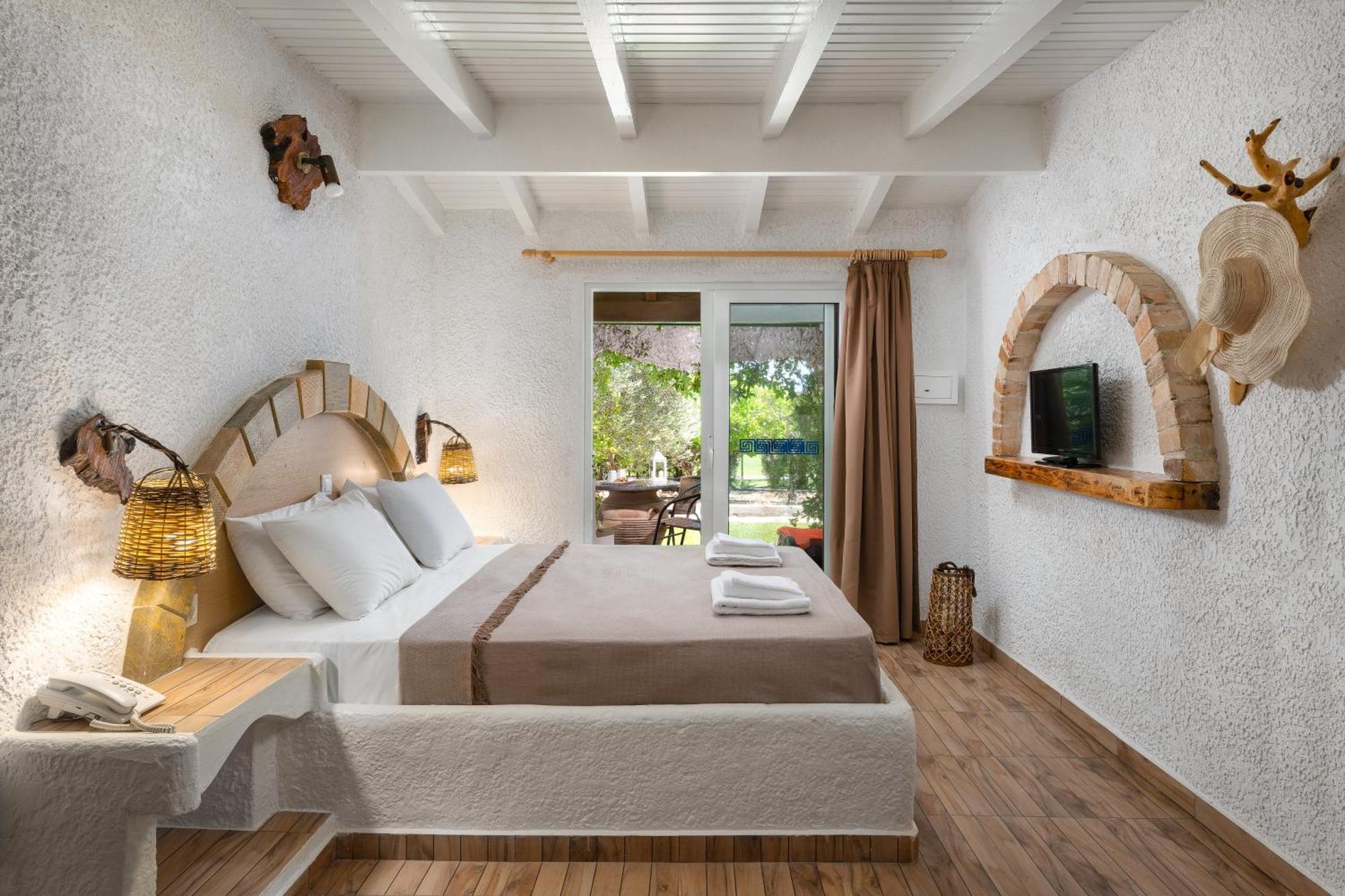 Elefteria Apts & Suites Kolymbia Esterno foto